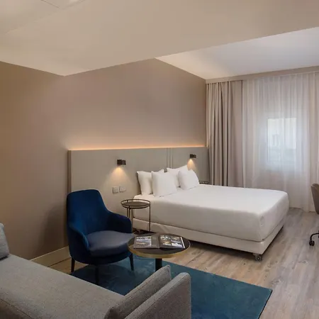 酒店 Nh特里斯特酒店 4*