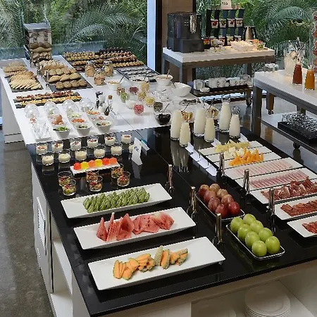 Nh Hotel Trieste