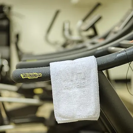 Nh Отель Триест