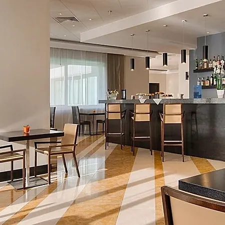 Nh Hotel 4*